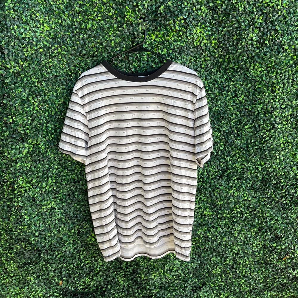 Nike t-shirt